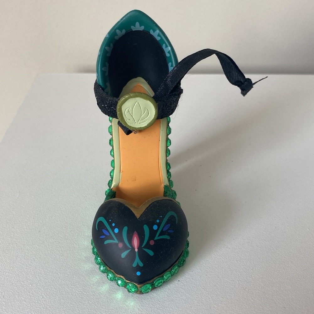 Disney Parks Anna shoe ornament - Picture 2 of 6